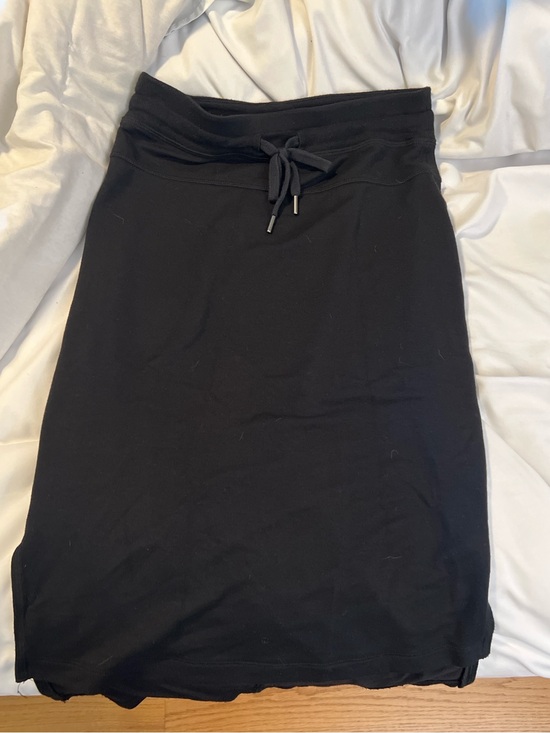 Athleta Dresses & Skirts - Athleta Black Drawstring Midi Athleisure Skirt XS EUC
